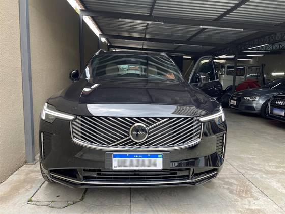 VOLVO XC90 2.0 T8 PHEV PLUS AWD GEARTRONIC VOLVO XC90 2.0 T8 PHEV PLUS AWD GEARTRONIC